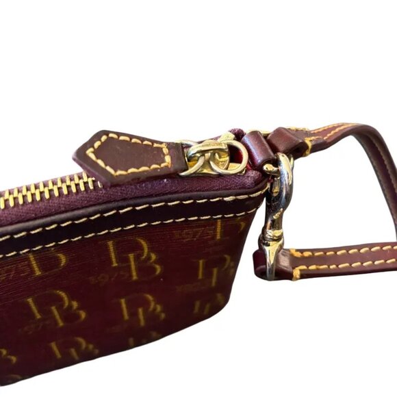DOONEY & BOURKE Signature Monogram 1975 Wristlet in Merlot Red - Picture 4 of 10